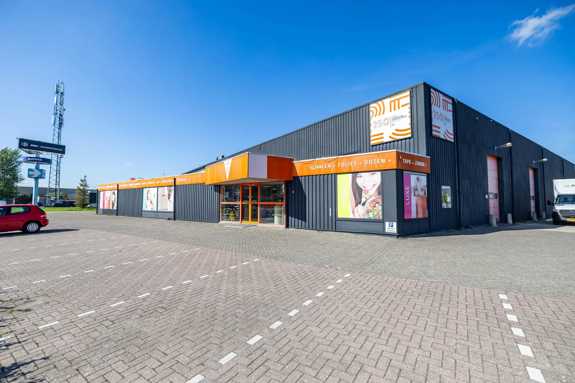 Foto van Fahrenheitweg 8 in Leeuwarden (klik voor grote weergave)